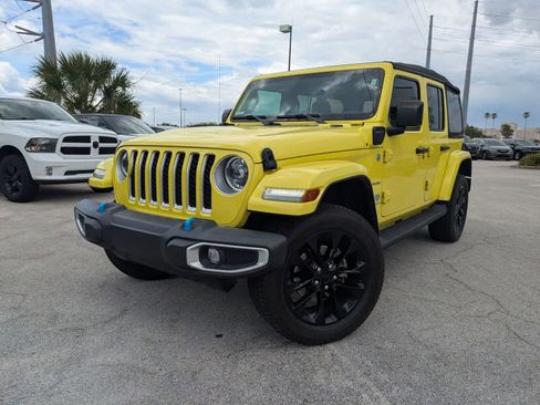 Used 2023 Jeep Wrangler Unlimited Sahara AWD/4WD image 1