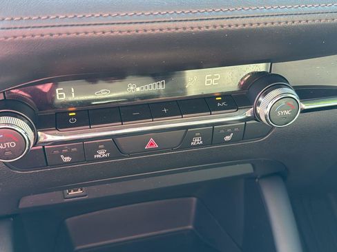 Used 2020 MAZDA MAZDA3 Premium Package image 14