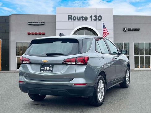 Used 2024 Chevrolet Equinox LS FWD image 3