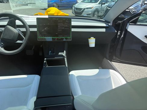 Used 2026 Tesla Model 3 RWD image 27