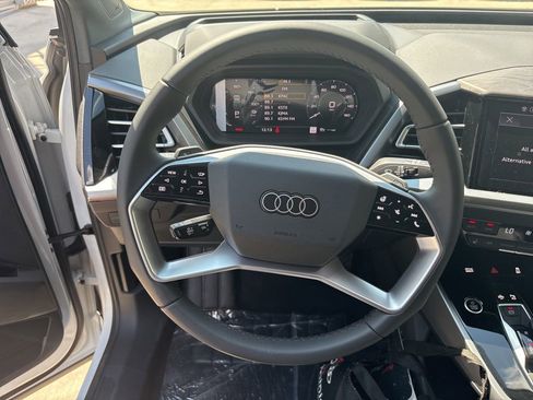 New 2026 Audi Q4 e-tron Premium Plus image 20