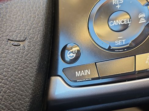 Certified 2020 Honda CR-V Touring image 15