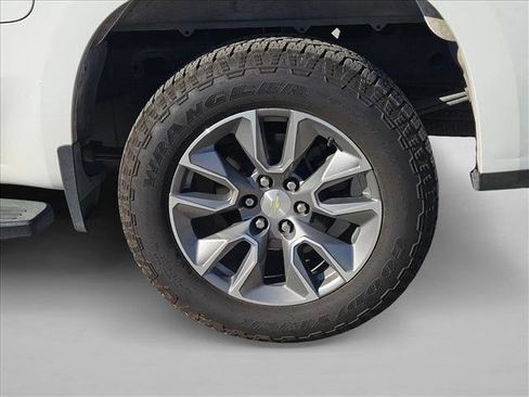 Used 2021 Chevrolet Silverado 1500 LT w/ Texas Edition Plus image 6
