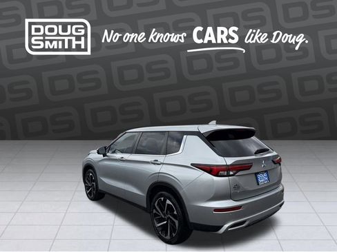 Used 2022 Mitsubishi Outlander SEL Black Edition image 3