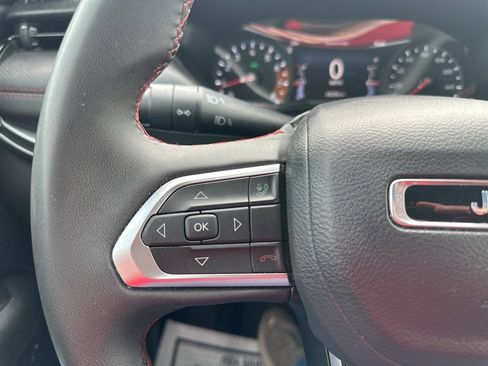 Used 2024 Jeep Compass Trailhawk image 34