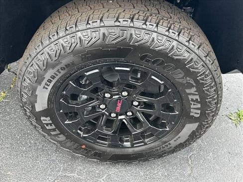 New 2026 GMC Canyon Elevation RWD image 14