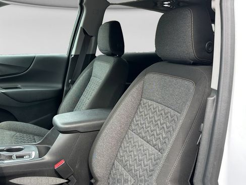 Used 2022 Chevrolet Equinox LT FWD image 13