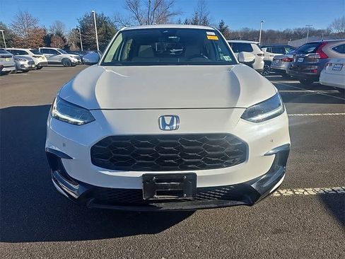 Certified 2023 Honda HR-V EX-L image 2