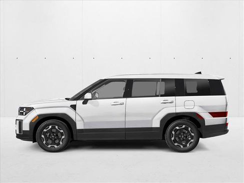 Used 2026 Hyundai Santa Fe SE FWD image 3