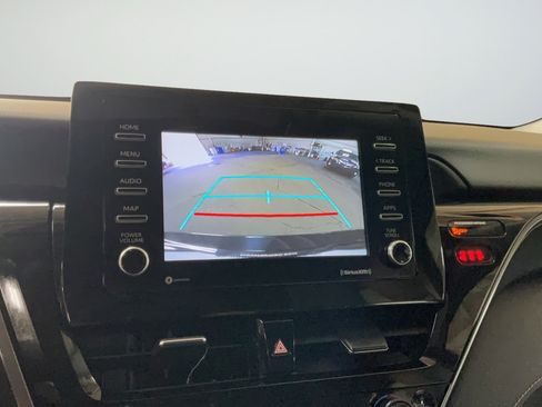 Used 2024 Toyota Camry SE FWD image 17