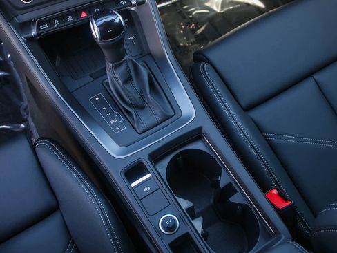 New 2025 Audi Q3 2.0T Premium image 29