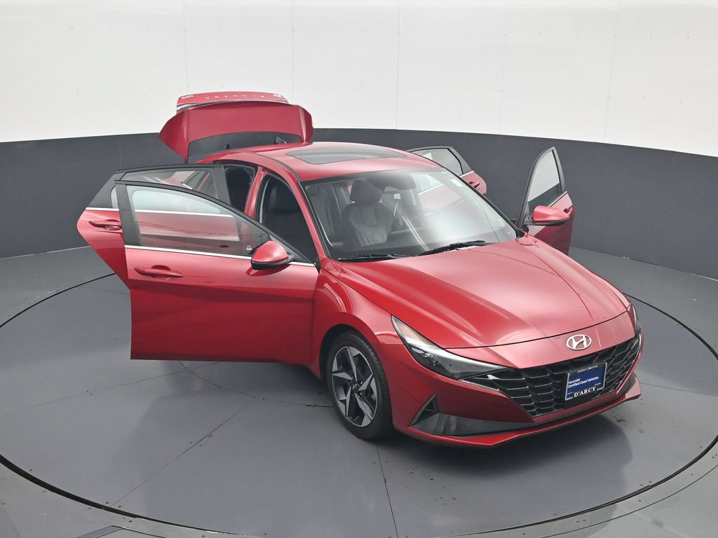 Used 2021 Hyundai Elantra Limited FWD image 30
