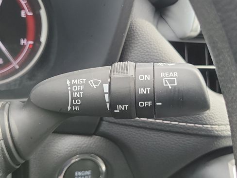 Used 2025 Toyota RAV4 XLE w/ Convenience Package FWD image 30