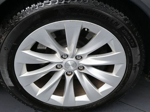 Used 2019 Tesla Model X 100D image 40