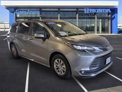 Used 2026 Toyota Sienna XLE