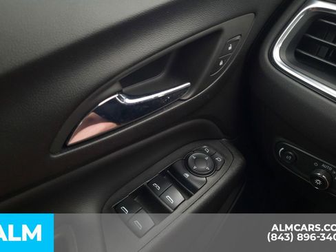 Used 2024 Chevrolet Equinox LT image 33