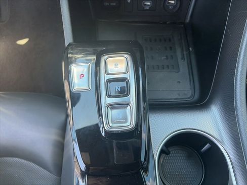 Used 2021 Hyundai Sonata SEL Plus w/ Tech Package FWD image 11