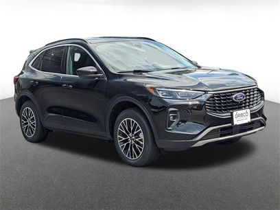New 2025 Ford Escape SE w/ PHEV Premium Package