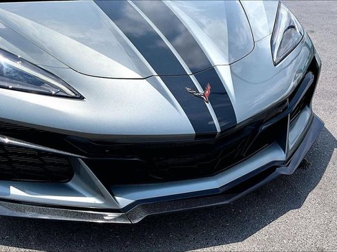 Used 2023 Chevrolet Corvette Z06 RWD image 30
