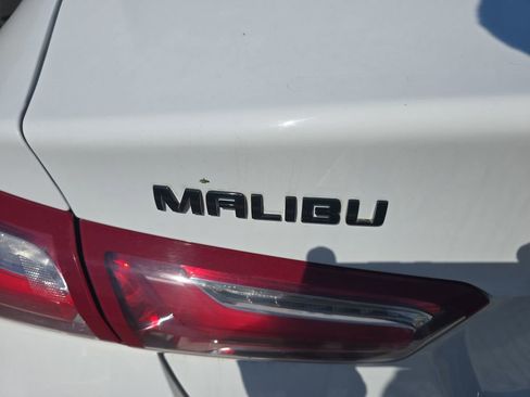 Used 2024 Chevrolet Malibu LT w/ Sport Edition FWD image 9