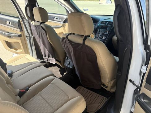 Used 2017 Ford Explorer FWD image 29