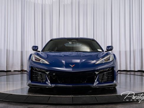 Used 2025 Chevrolet Corvette Z06 w/ Stealth Interior Trim Package image 3