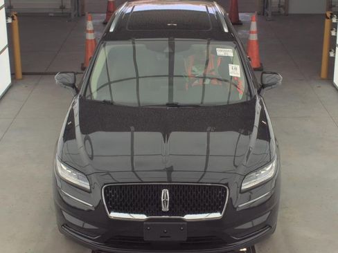 Used 2022 Lincoln Nautilus Reserve w/ Monochromatic Package AWD/4WD image 2