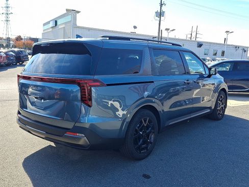 New 2026 Kia Carnival SX image 3