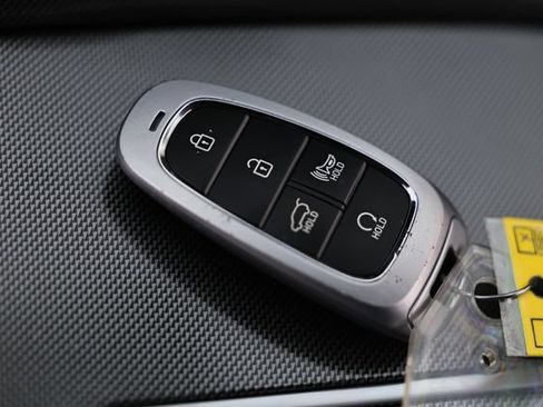 Used 2023 Hyundai Santa Fe SEL AWD/4WD image 14