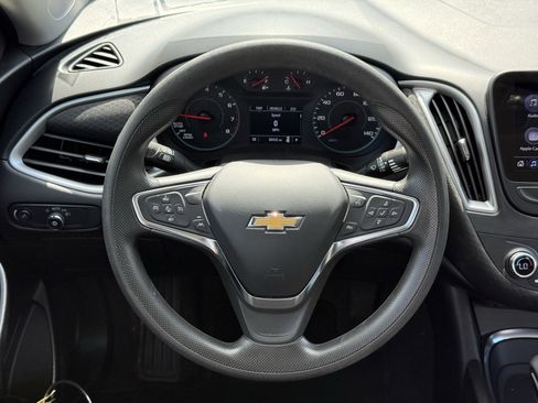 Used 2024 Chevrolet Malibu LT image 10