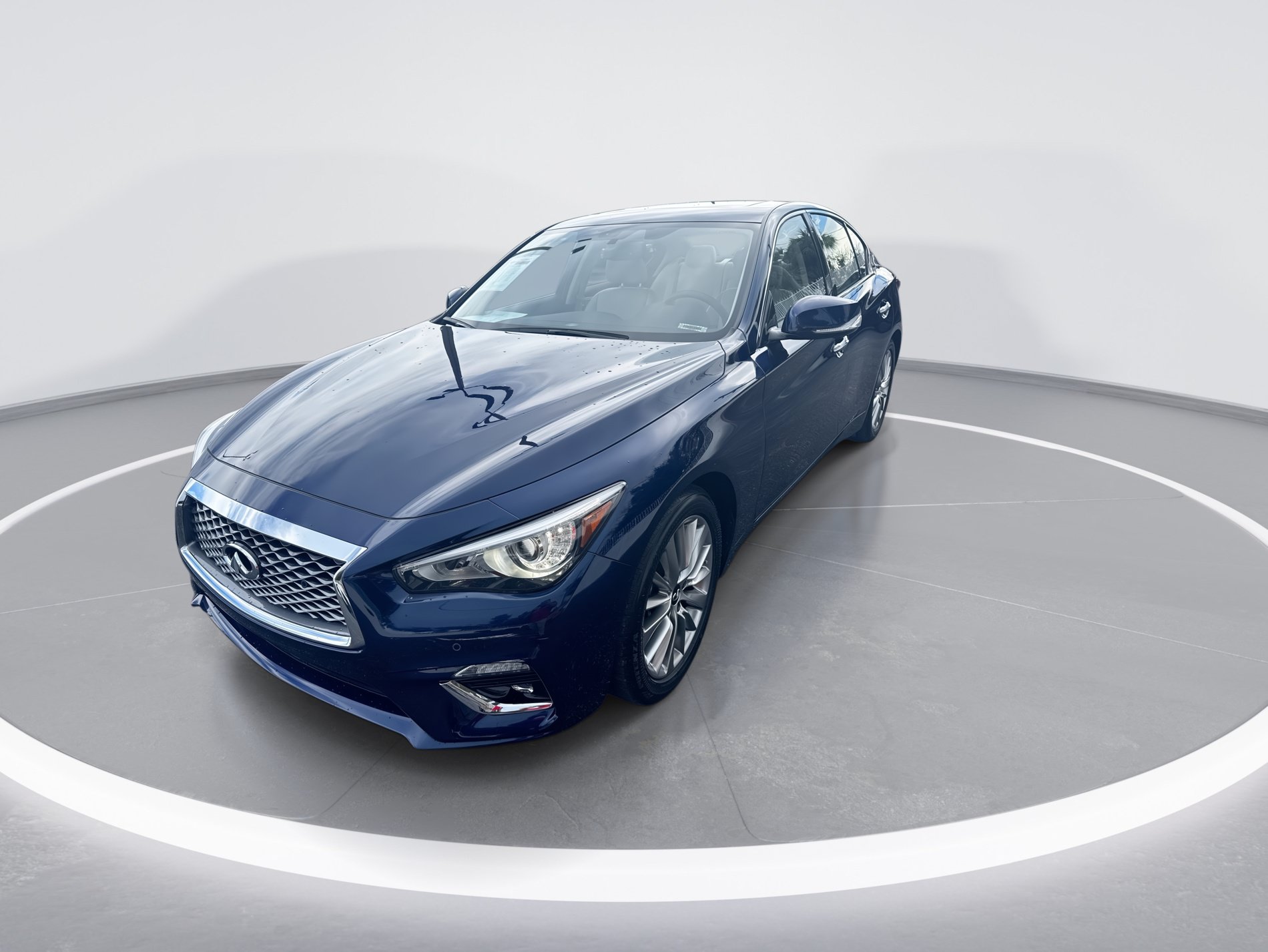 Used 2023 INFINITI Q50 Luxe w/ Cargo Package RWD image 8