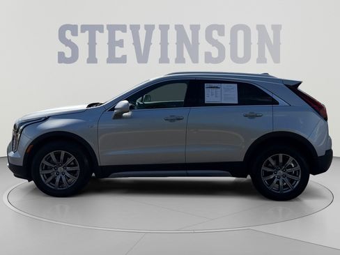 Used 2020 Cadillac XT4 Premium Luxury w/ Cold Weather Package AWD/4WD image 2