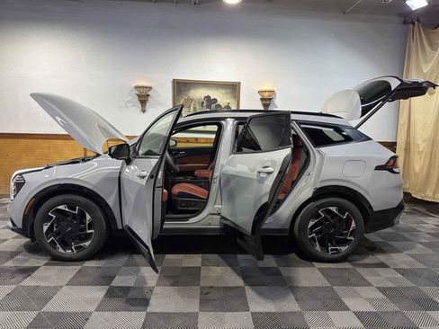 Used 2023 Kia Sportage SX image 13
