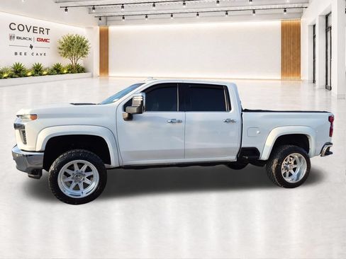 Used 2020 Chevrolet Silverado 2500 LTZ w/ LTZ Plus Package AWD/4WD image 5