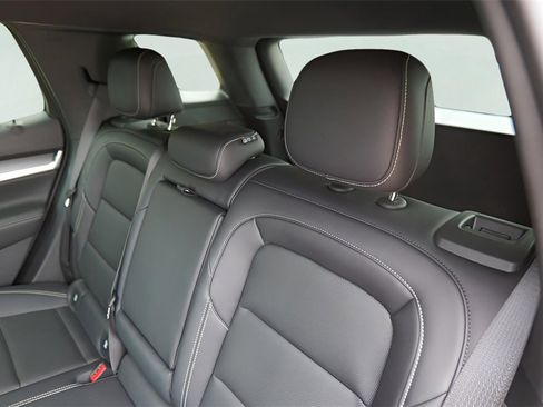 New 2026 GMC Terrain Elevation w/ Elevation Premium Package image 24