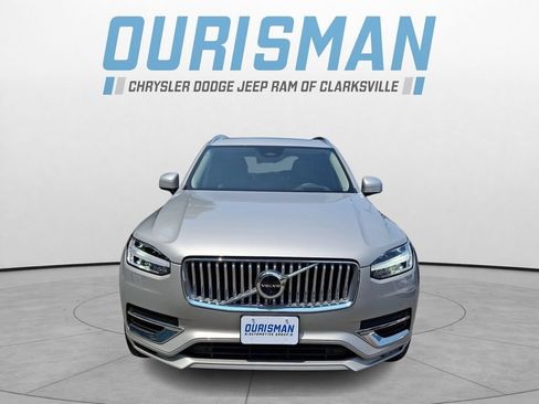 Used 2023 Volvo XC90 B6 Ultimate w/ Protection Package Premier AWD/4WD image 2