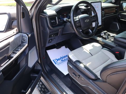 Used 2023 Ford F150 Lightning Lariat AWD/4WD image 3