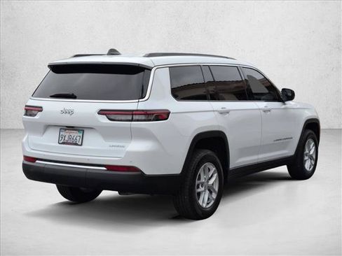 Used 2025 Jeep Grand Cherokee L Laredo RWD image 5