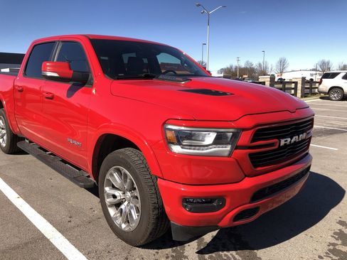 Used 2022 RAM 1500 Laramie w/ Sport Appearance Package image 7