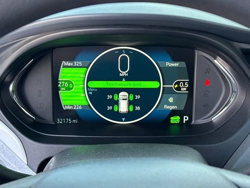 Used 2020 Chevrolet Bolt LT FWD image 38