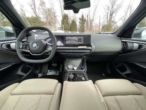 New 2026 BMW X3 xDrive30 w/ Premium Package image 16