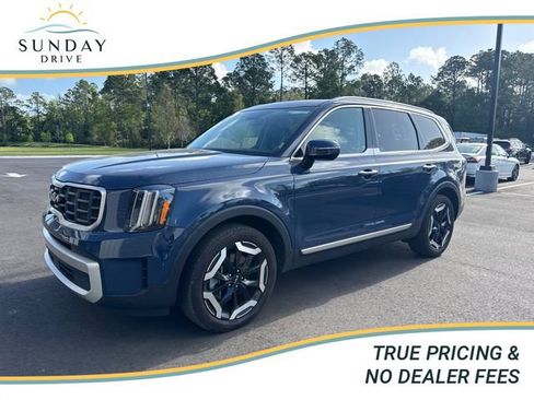 Used 2025 Kia Telluride S image 1