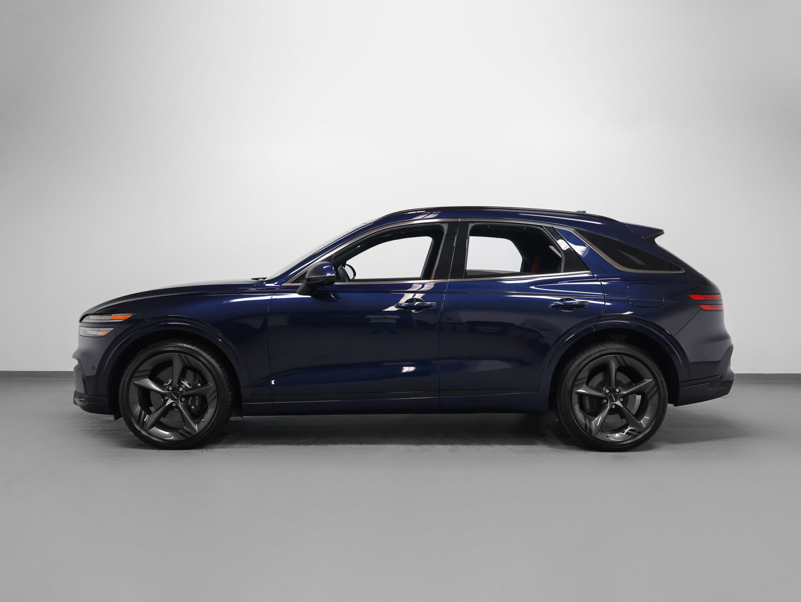 Used 2026 Genesis GV70 3.5T Sport Prestige AWD/4WD image 2