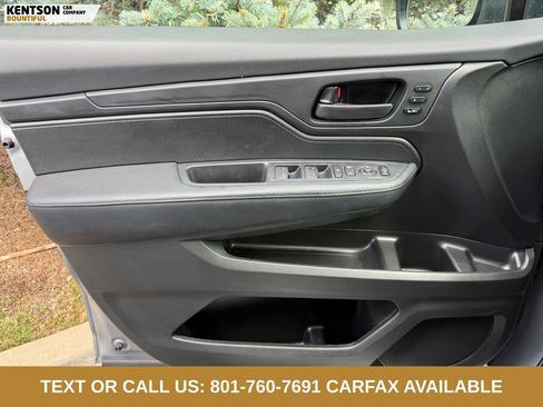 Used 2025 Honda Odyssey EX-L image 18