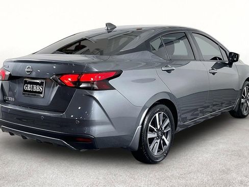 Used 2025 Nissan Versa SV w/ Trunk Package FWD image 2