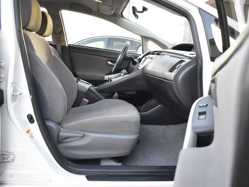 Used 2015 Toyota Prius One FWD image 14