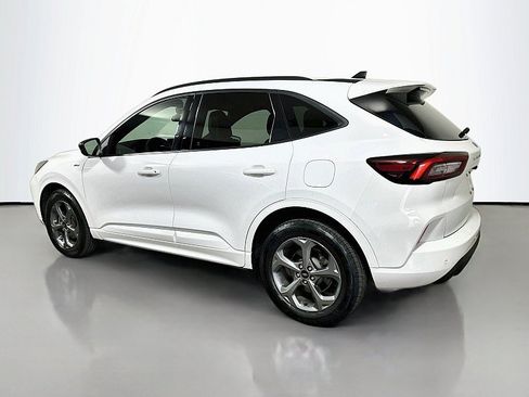 Used 2023 Ford Escape ST-Line w/ Tech Pack #1 AWD/4WD image 5