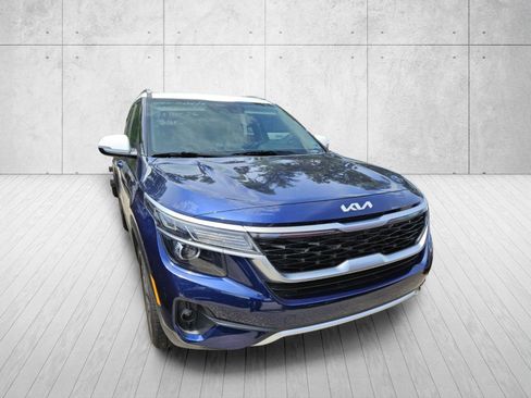 Used 2022 Kia Seltos S FWD image 2