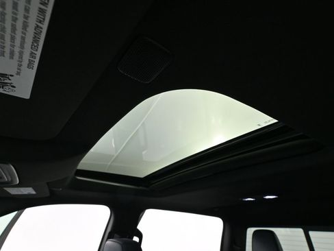 Used 2024 Chevrolet Silverado 2500 High Country w/ Technology Package image 31