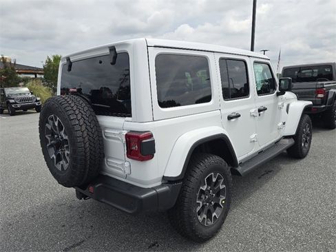 New 2025 Jeep Wrangler Sahara image 3